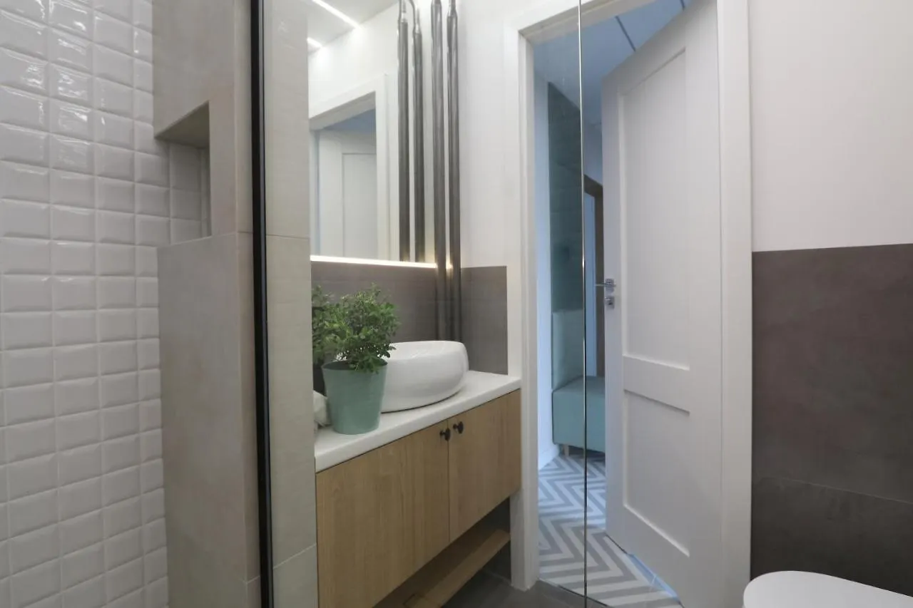 Privatunterkunft Romaszewskiego Zoliborz Bedroom Pokoj Metro Warschau