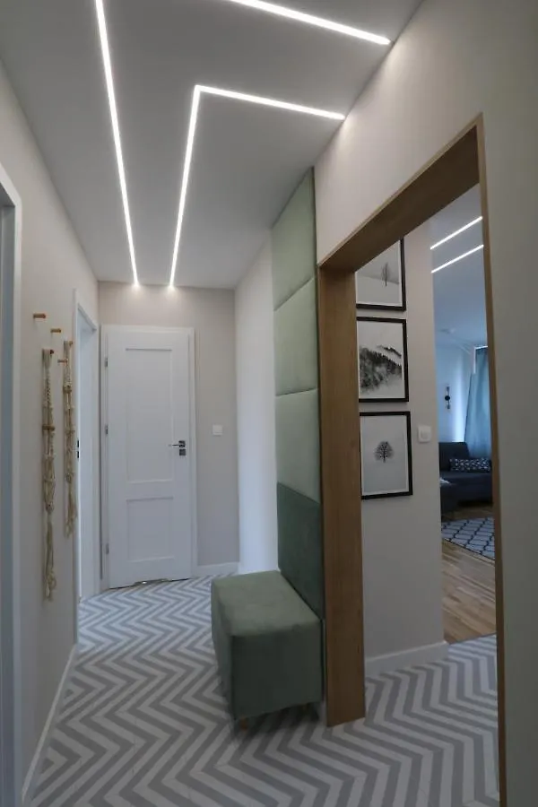 Kwatera prywatna Romaszewskiego Żoliborz bedroom pokój Metro Warszawa Polska