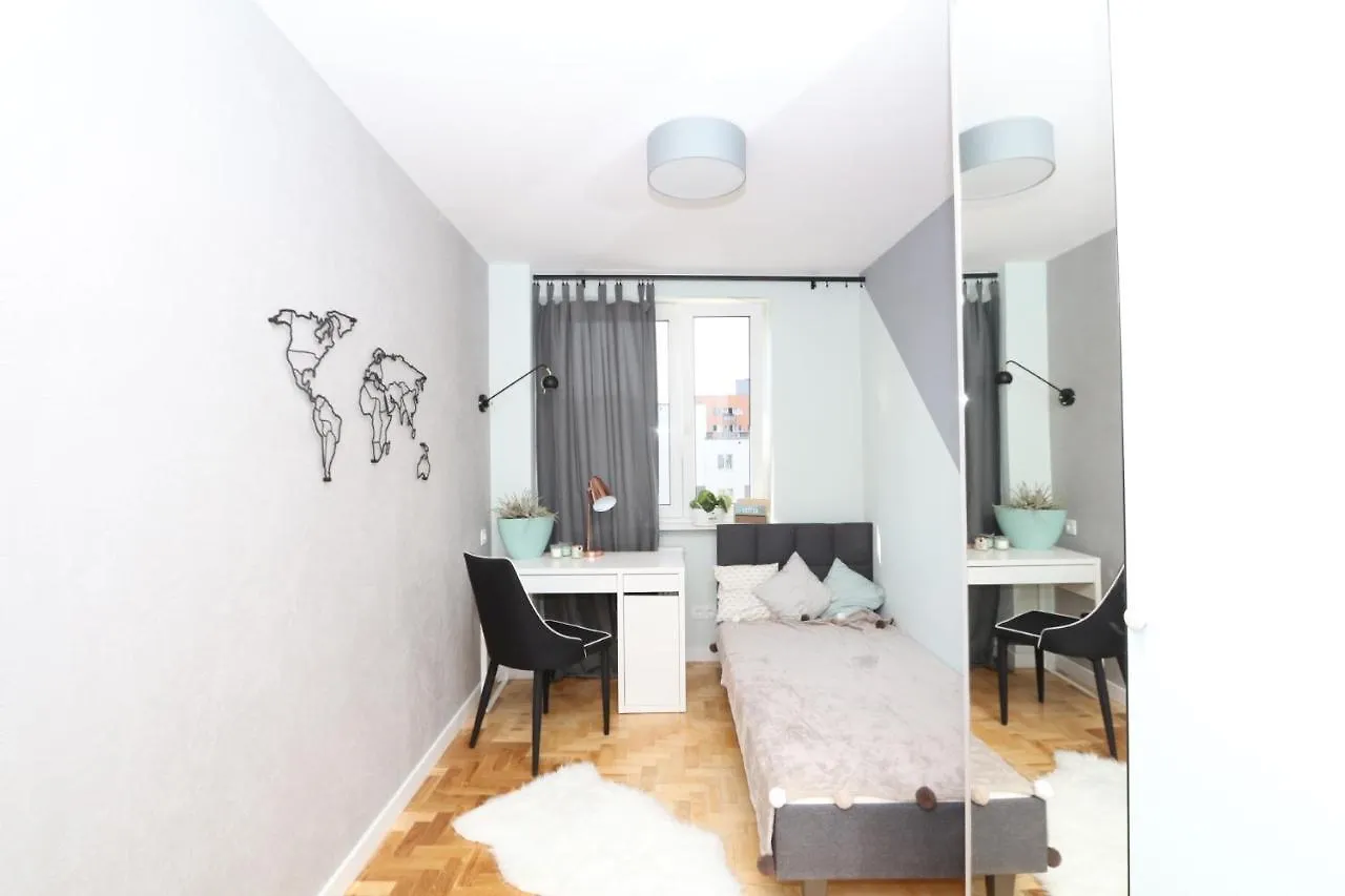 Romaszewskiego Żoliborz bedroom pokój Metro Warszawa 0*,
